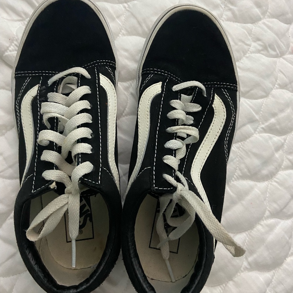 Old skool vans size 7